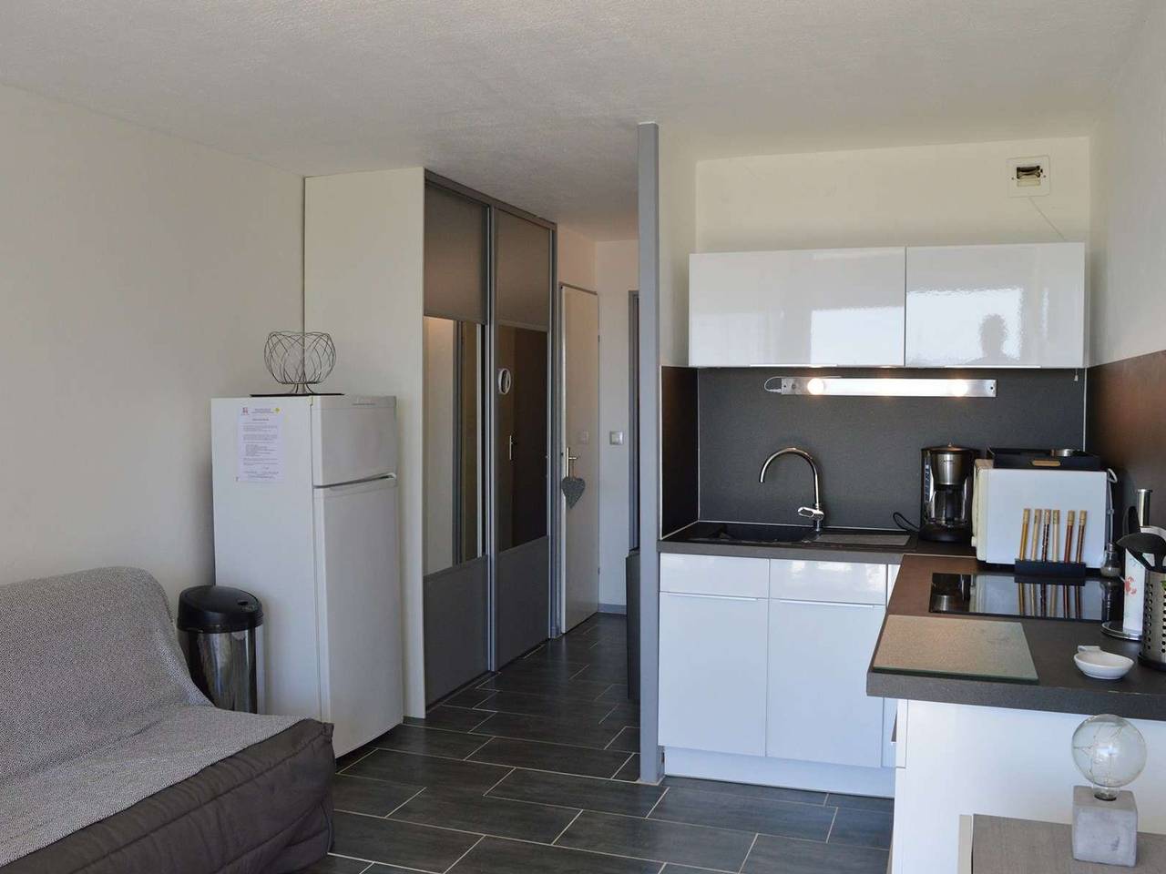 Appartement entier, Appt T2 cabine 4 pers, terrasse, parking, piscine - Saint Pierre la Mer in Saint Pierre la Mer, Fleury