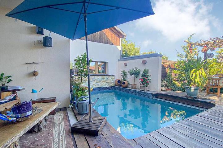 Holiday home for 10 people, with garden, with pets - 1