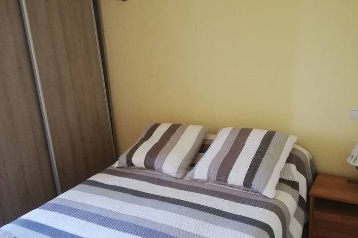 Gîte pour 4 personnes, avec jardin et balcon, animaux acceptés à Granace