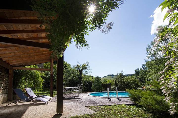 Location de vacances pour 4 personnes, avec Balcon et Terrasse ainsi que Jardin et Piscine à Caylus - 2