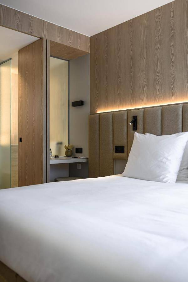 Hôtel pour 2 personnes, avec piscine ainsi que jardin et sauna à Genk - 3