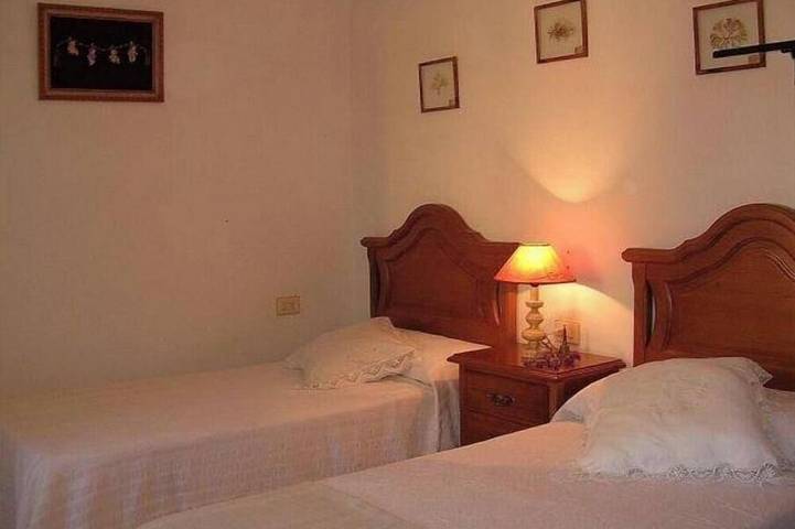 Casa da Pesqueira [with garden 80 meters from the c] en Cabo de Cruz - Boiro in Praia da Ribeira Grande (Boiro), Boiro