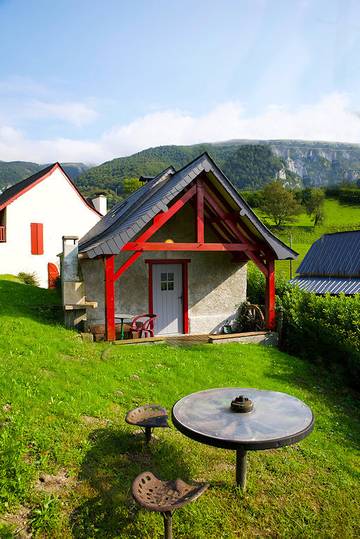 Gîte pour 8 personnes, avec terrasse à Sainte-Engrâce