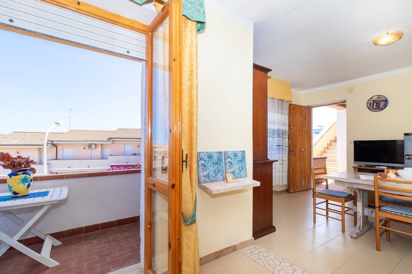 Appartamento intero, Appartamento per vacanze Casa Rita con Balcone & A/C in Lu Bagnu, Castelsardo