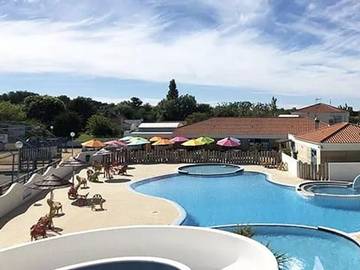 Camping pour 6 personnes, avec sauna et bassin pour enfant à Saint-Jean-de-Monts