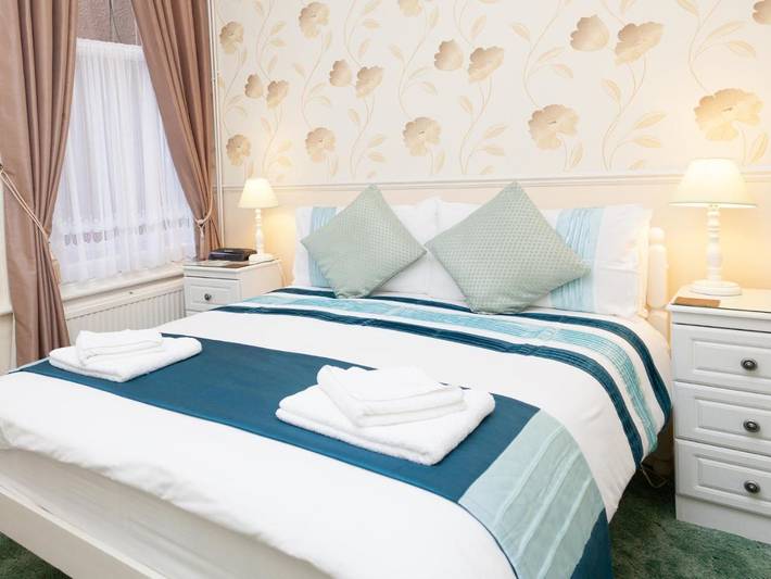 Maison d’hôte pour 4 personnes, avec Jardin à Torquay - 3