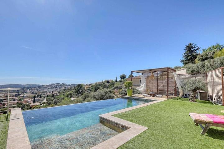 Villa pour 10 personnes, avec vue ainsi que piscine et jardin à Ollioules - 2