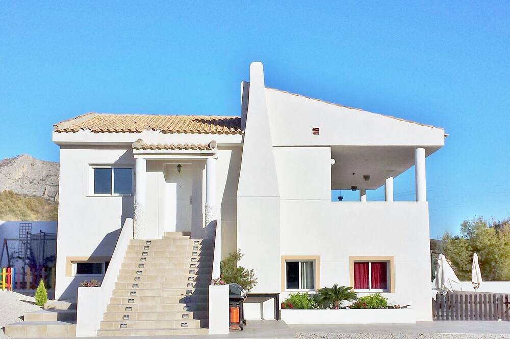Pool Rutsche, Bier, Wasserhahn, Wifi, Pool Table Dart Pingpong, Kinder-Park in Busot, Costa Blanca