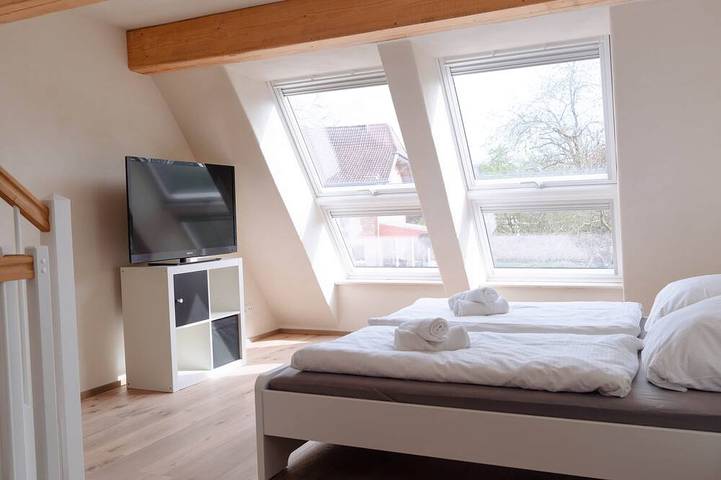 Ganze Wohnung, Remark Studios: Historisches und modernes Apartment in Burgwedel, Hannover und Umgebung