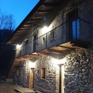 Cottage pour 2 personnes, avec vue ainsi que sauna et jardin, animaux acceptés à Villar San Costanzo