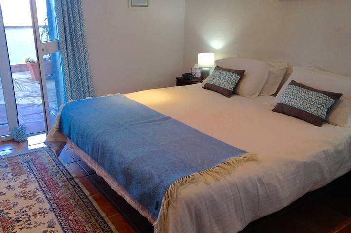 Casa Valderrama - Beautiful Spacious Villa With Private Pool And Hot Tub. in La Herradura, Almuñecar