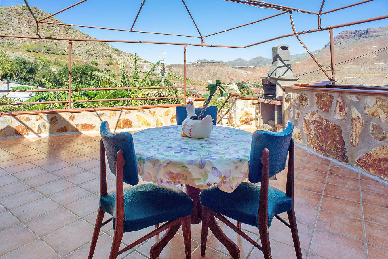 Casa de vacaciones "El Pinillo" con vistas a la montaña, piscina y Wi-Fi in Molino de Agua, La Aldea de San Nicolás