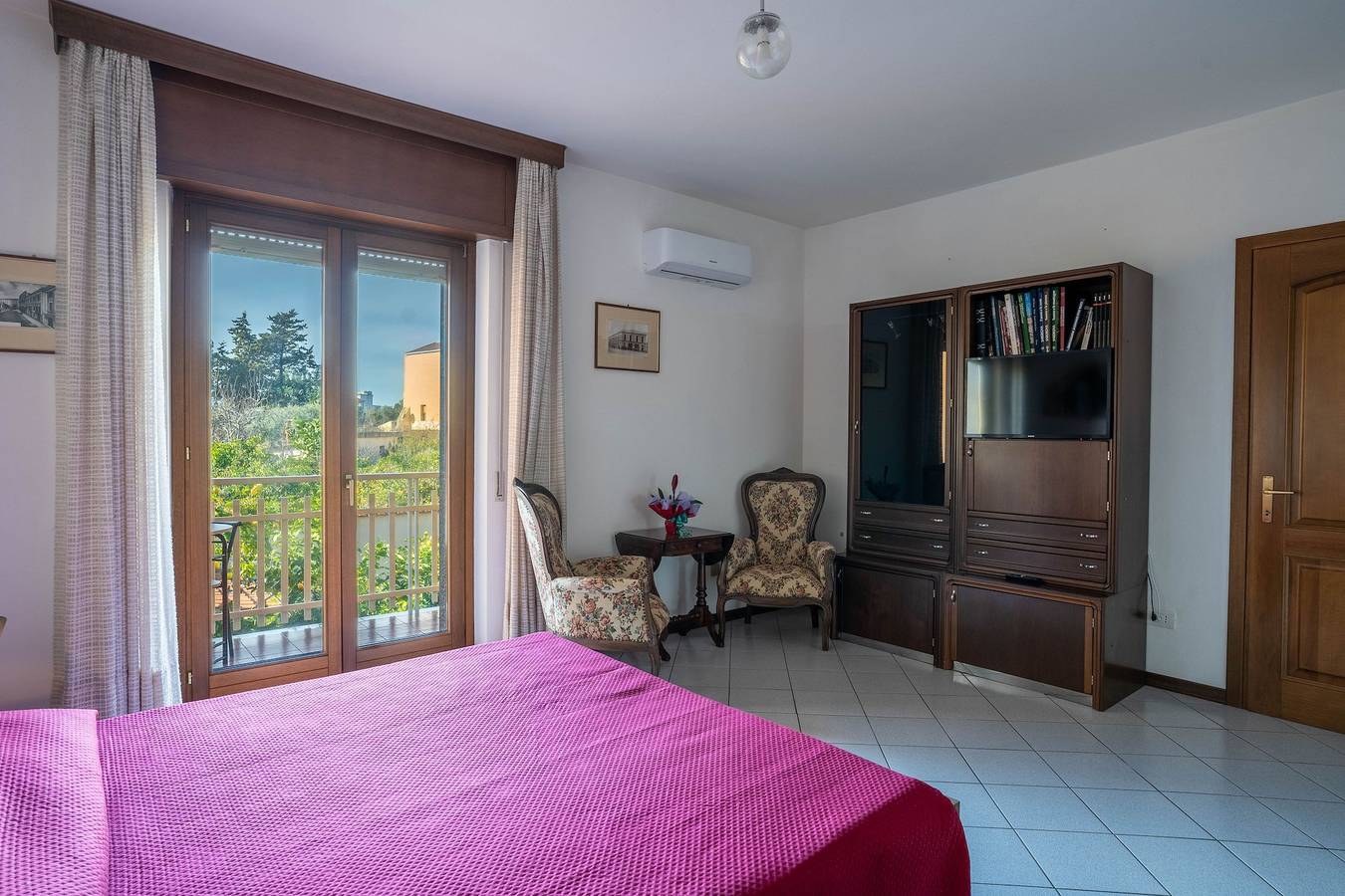 Entire apartment, Casa Wanda Appartamento il Mirto in Oristano, Campidano
