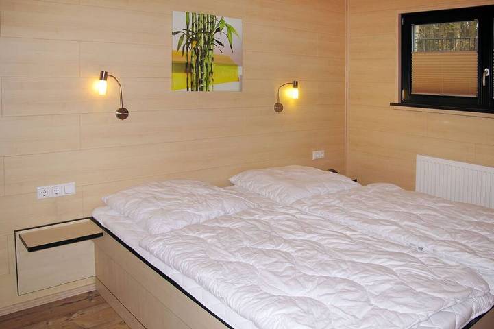 Ferienhaus für 3 Personen, mit Sauna und Pool sowie Garten in Bad Emstal - 2