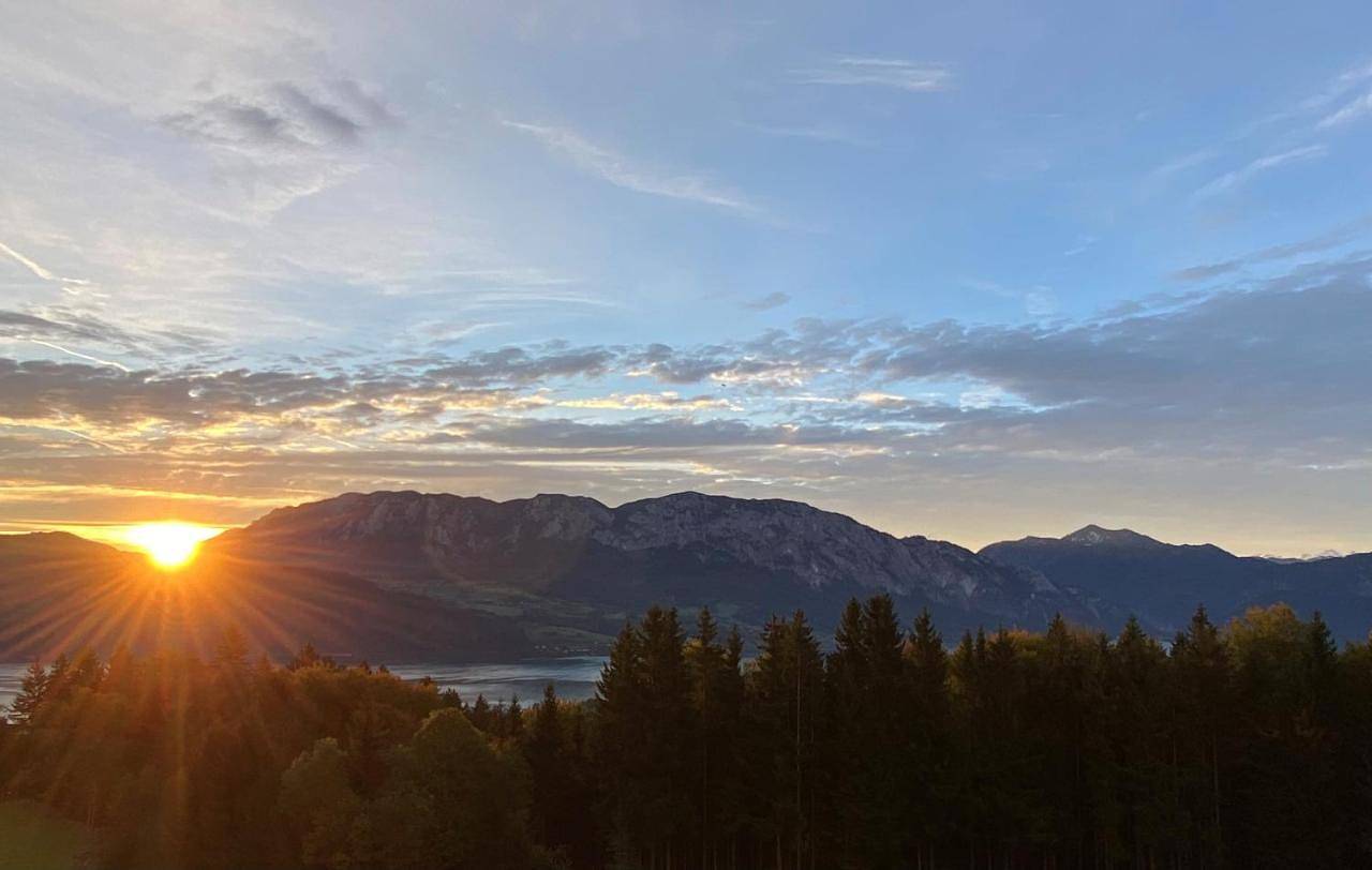 Ganze Wohnung, Moderne Apartments am Attersee Dachsteinblick - ruhige Lage mit traumhaften Blick ins Salzkammergut in Nußdorf am Attersee, Bezirk Vöcklabruck