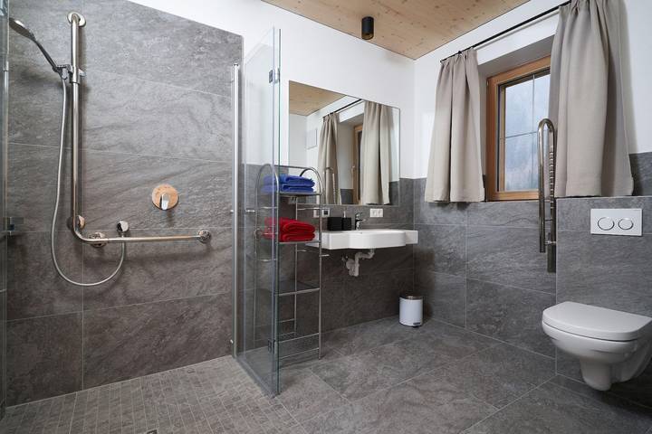 Ganze Ferienwohnung, Apart Enzian in Stubaier Alpen, Längenfeld