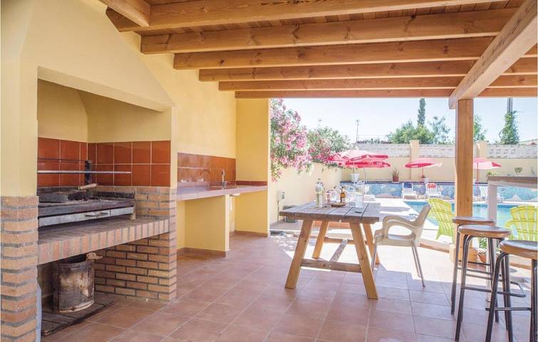 Location de vacances pour 11 personnes, avec piscine à Llíria - 2