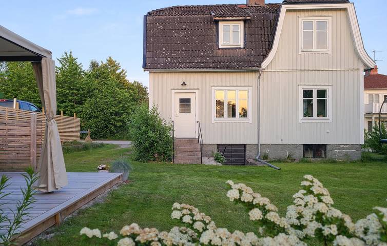 Ferienhaus für 6 Personen mit Terrasse in Tiken, Kronoberg