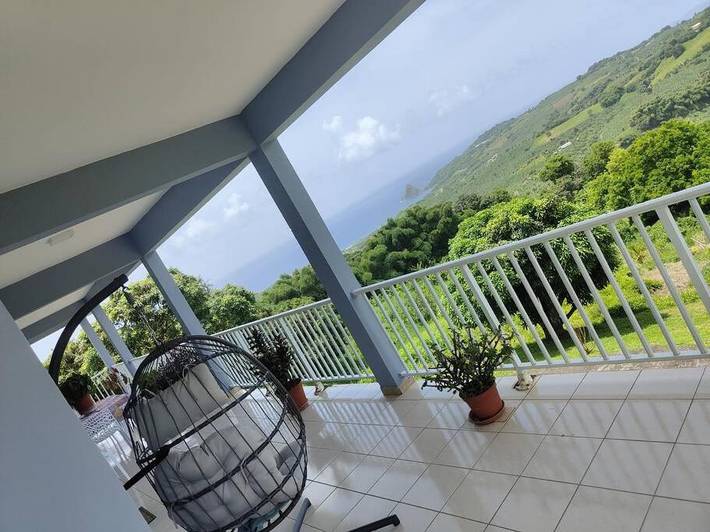 Appartement de vacances pour 12 personnes, avec vue et jardin