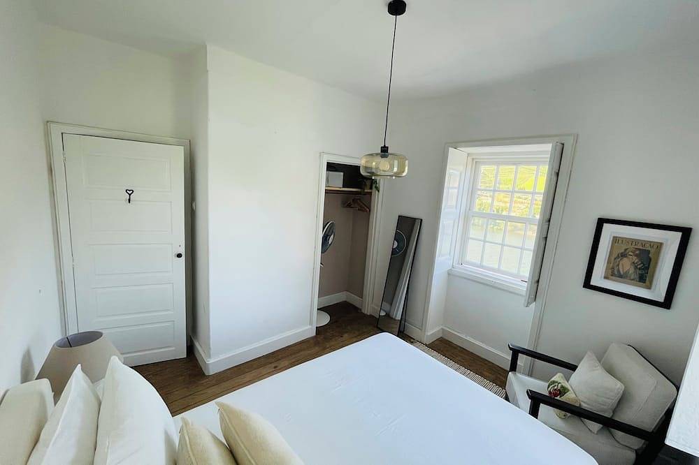 Beautiful Quinta on the Douro River in Serra do Marão, Lamego