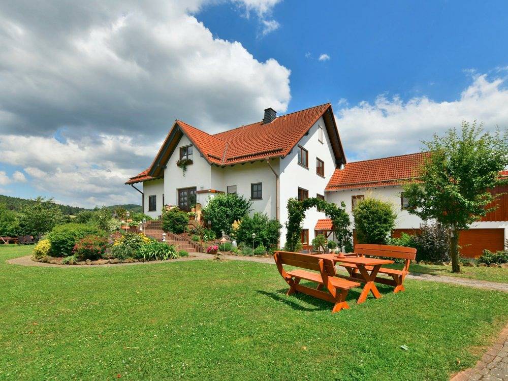 Apartamento vacacional entero, Oberlützenbachshof - Doppelzimmer Nr. 3 in Geisa, Rhön