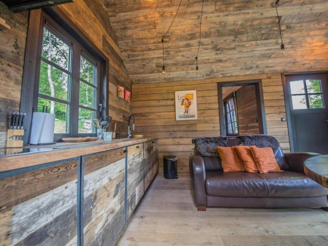 Cosy chalet with spa and beautiful views in Ferrières (Lieja), Liège region