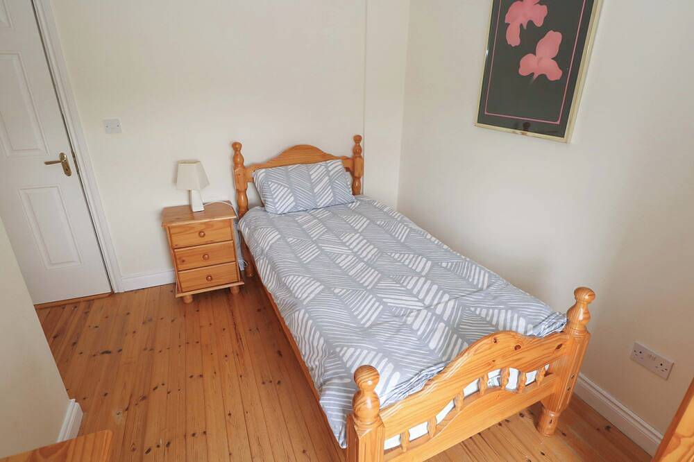 Aisling, pet friendly, with open fire in Foxford, County Mayo in Claremorris=Swinford Municipal District, Lough Conn