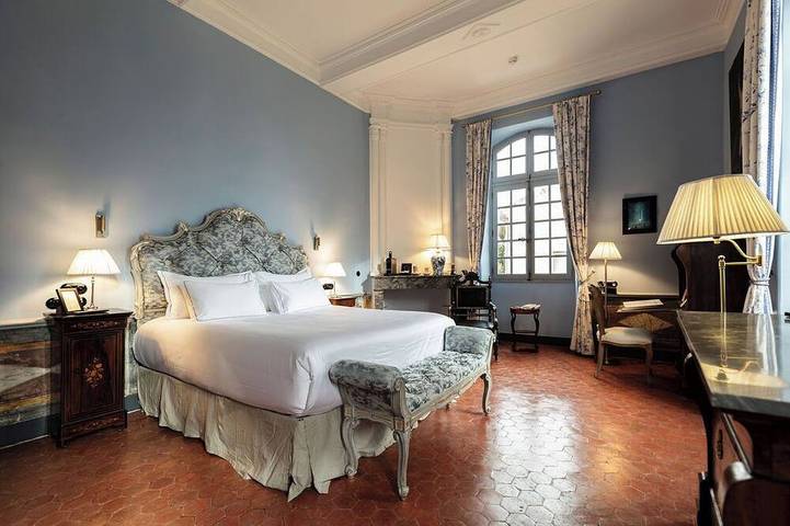 Château de Collias - 8 rooms - 3 Shows -Swimming pool - Park - Uzès-Pont du Gard in Collias, Nimes und Umgebung