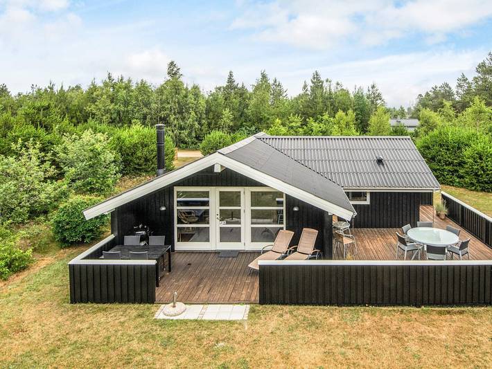 Ferienhaus für 6 Personen, mit Terrasse und Balkon/Terrasse, kinderfreundlich in Houstrup Strand