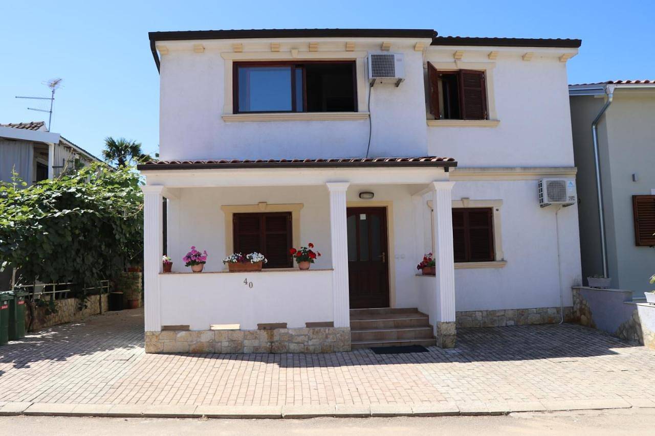 Sole 3 in Mali Maj, Grad Poreč