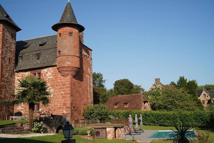 Maison d’hôte pour 2 personnes, avec piscine ainsi que vue et jardin à Collonges-la-Rouge - 4