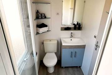 Camping pour 8 Personnes dans Le Muy, Région de Draguignan, Photo 3