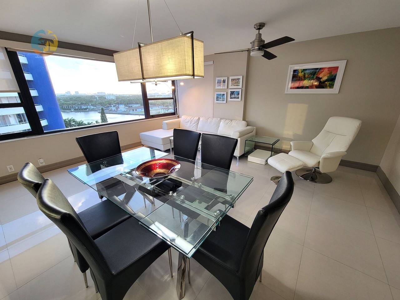 Apartamento entero, Large Connected Spacious 5-Bedroom Sunset Suite 141921 in Miami Beach, Florida