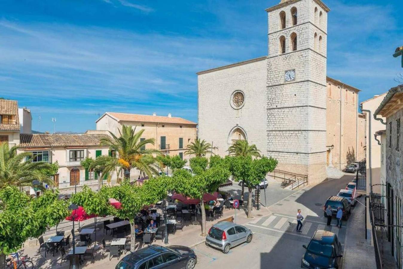 Apartamento entero, Plaza maca, adosado en el Centro de Campanet in Campanet, Interior de Mallorca