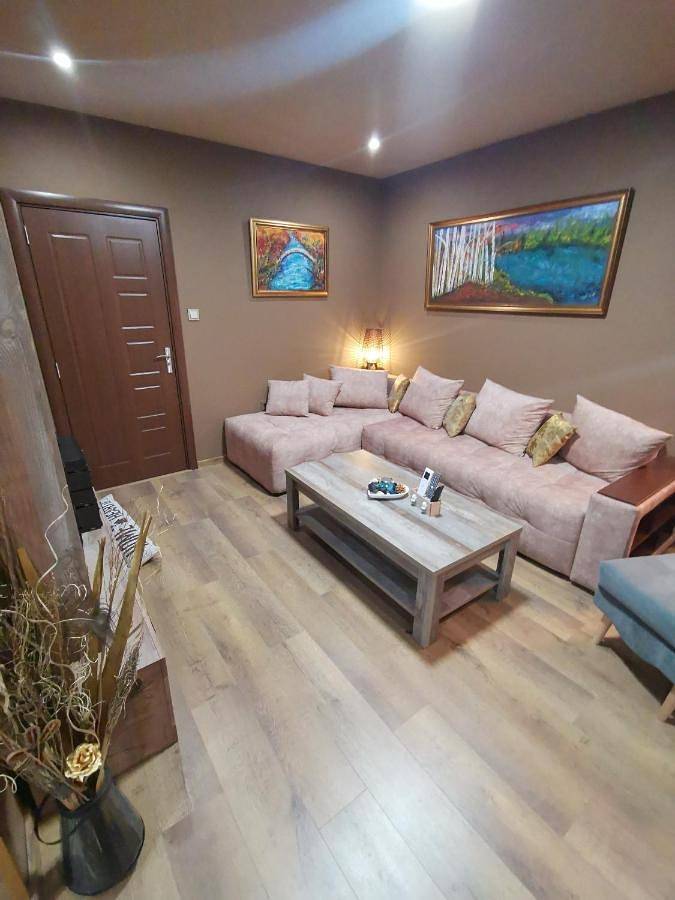 Gîte pour 6 personnes, avec vue et balcon dans Stara Zagora - 2