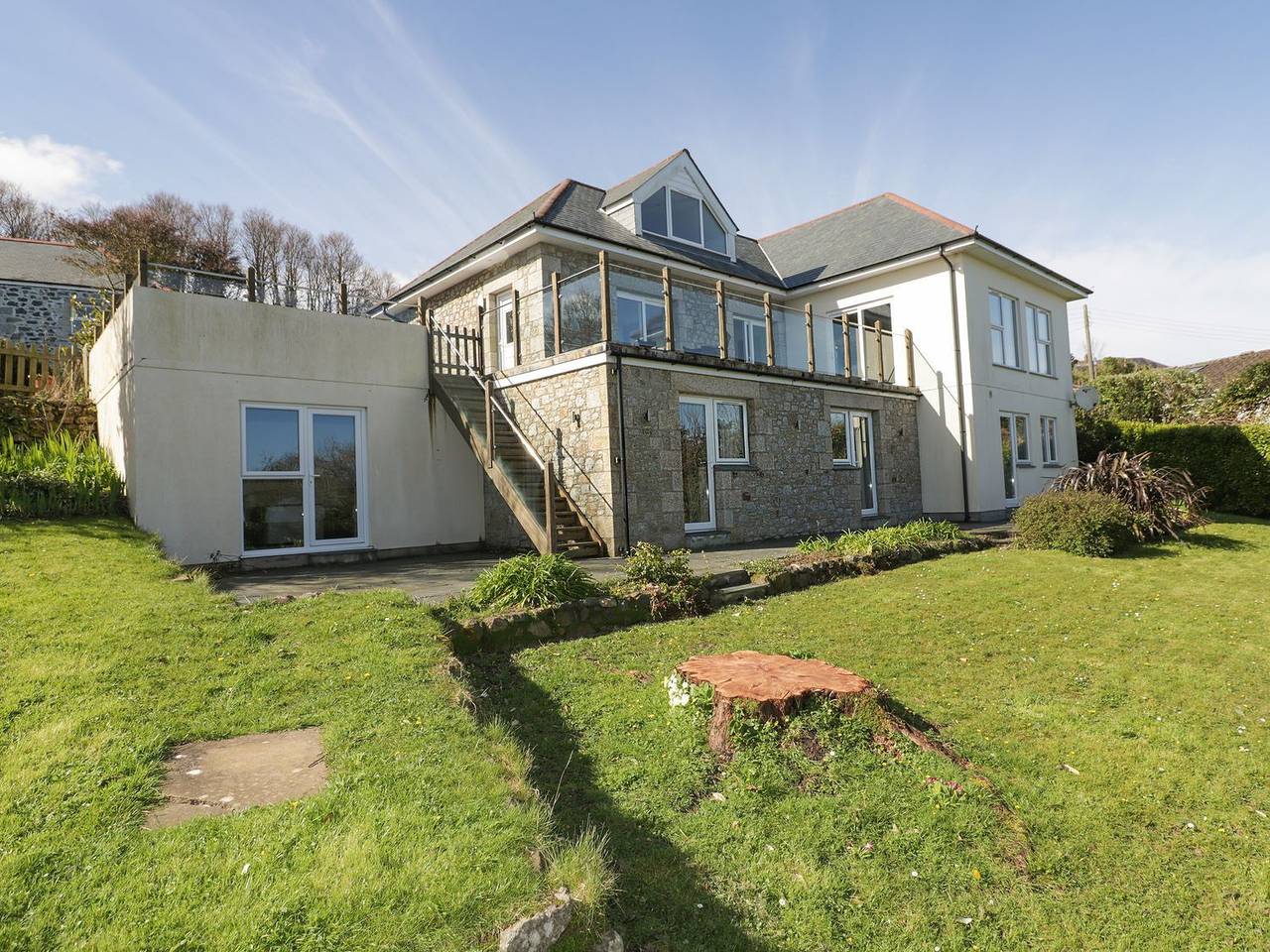 Cottage voor 10 personen met balkon in Coverack, Cornwall