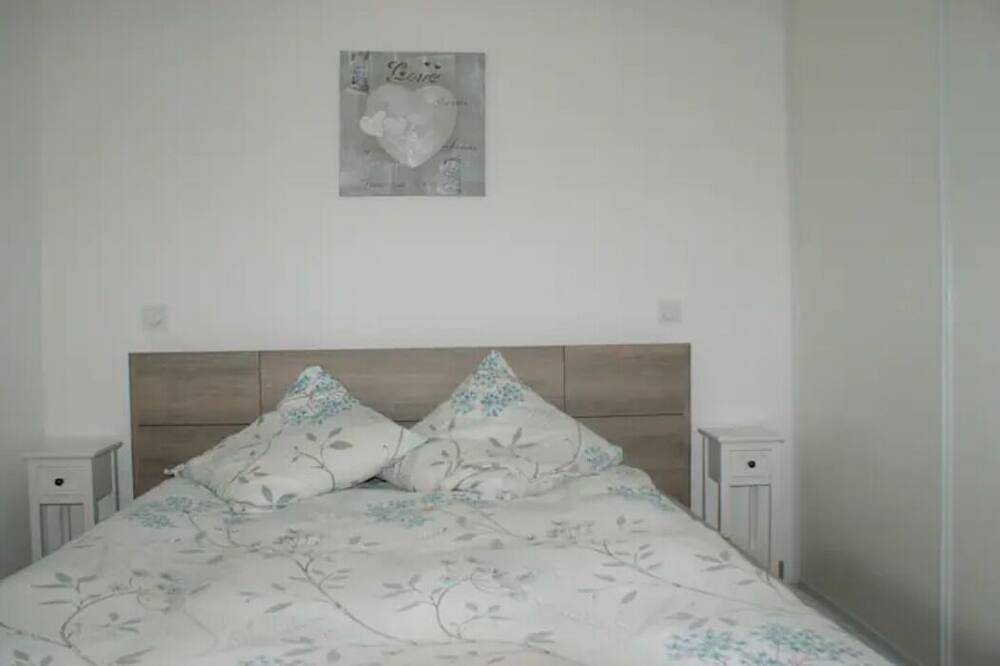 Ganze Wohnung, Apartment - Swimming Pool (T3) Ghisonaccia terrace - 6 pers in Ghisonaccia, Corte und Umgebung