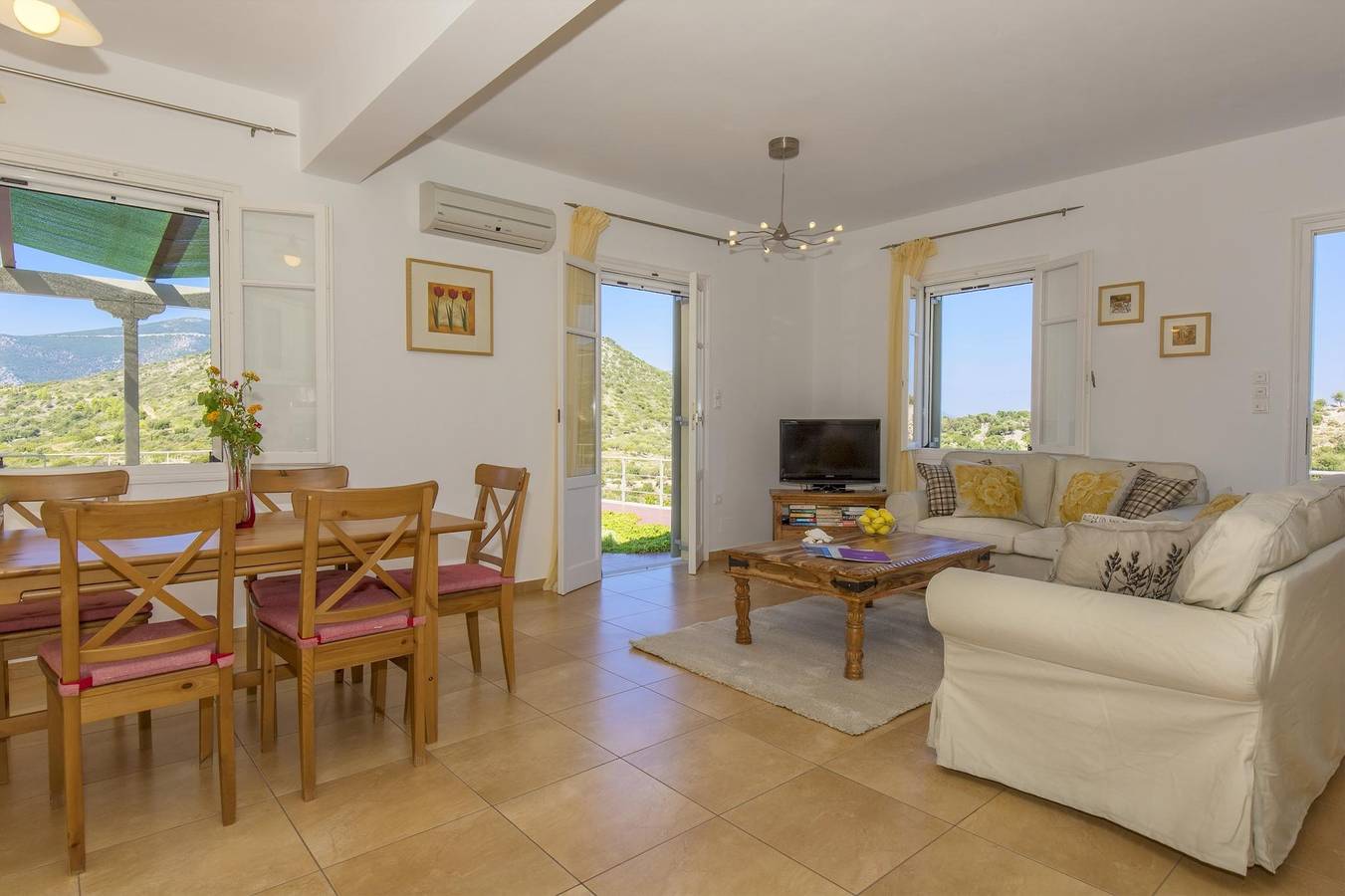 Welcoming House with Sea-and-Mountain Views near Vathy in Greece