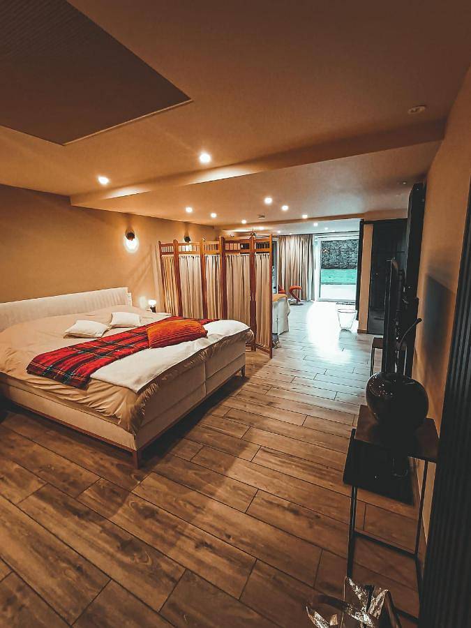 Chambre d’hôte pour 2 personnes, avec sauna et jacuzzi ainsi que piscine et jardin en Belgique - 3