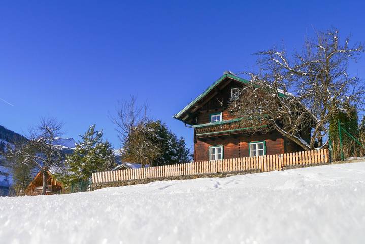 Chalet für 6 Personen, mit Garten und Balkon im Lungau