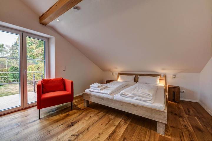 Ferienwohnung für 3 Personen, mit Terrasse und Garten sowie Ausblick in Vogt - 4