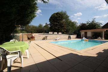 Gîte pour 4 Personnes dans La Chapelle-de-Bragny, Région de Chalon-sur-Saône, Photo 2