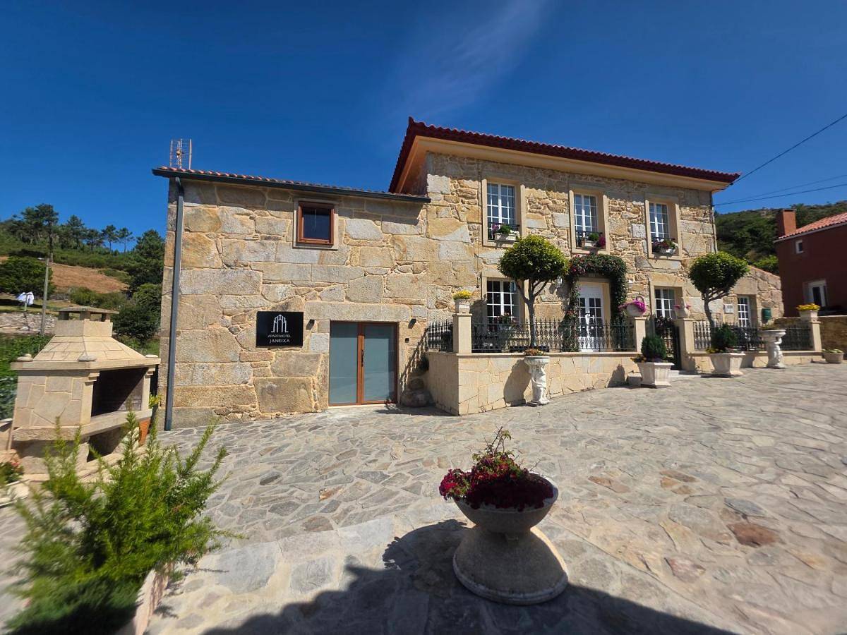 Villa Janeixa in Carnota, Rías Baixas