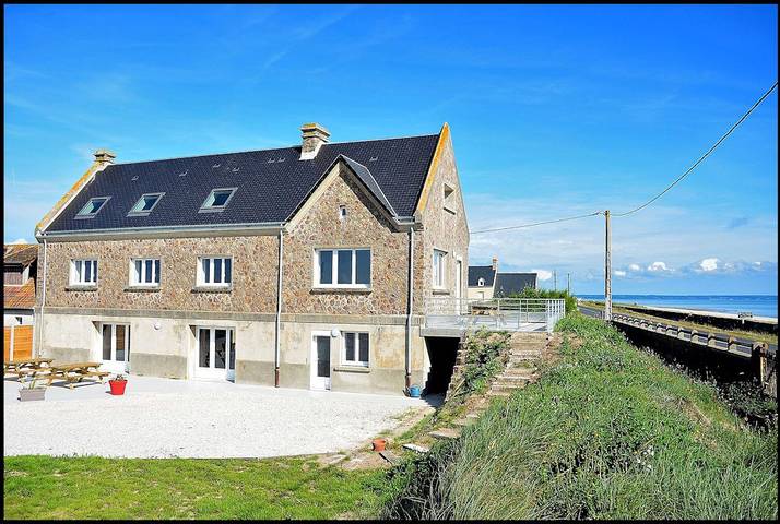 Gîte pour 18 personnes, avec terrasse et jardin, animaux acceptés dans Plage De Saint Germain De Varreville Saint Germain De Varreville