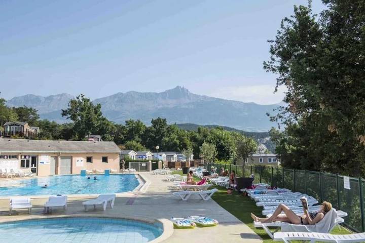 Gîte pour 8 personnes, avec bassin pour enfant à Chorges - 2