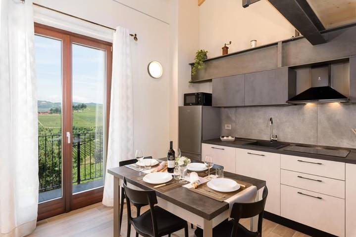 Appartamento per 2 persone, con Balcone e Terrazza nonché Giardino e Panorama a Serralunga d'Alba