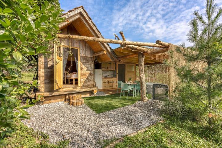 Glamping per 2 persone, con balcone, adatto a famiglie con bambini in Slovenia