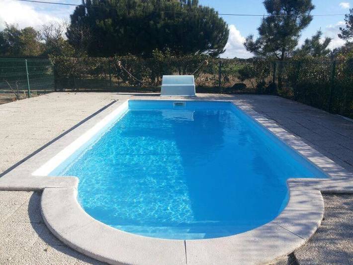 Location de vacances pour 4 personnes, avec jardin et vue ainsi que bassin pour enfant et piscine dans Rogil - 4