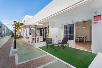 Apartment for 2 People in Puerto del Carmen, Tías, Photo 1