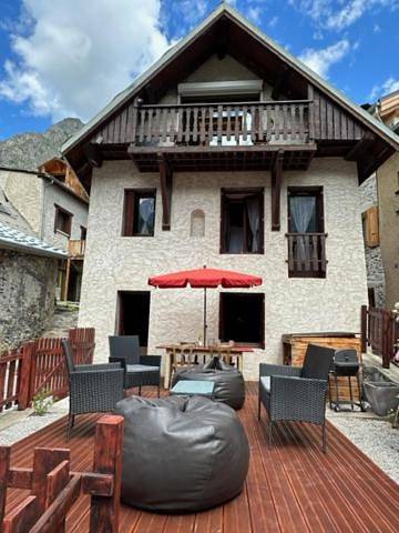 Chalet pour 4 personnes, avec vue et jardin dans Les Deux Alpes